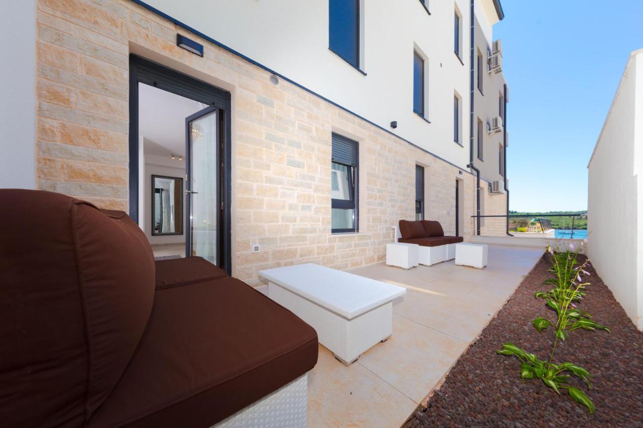Apartman Oranz Banjole Exterior photo