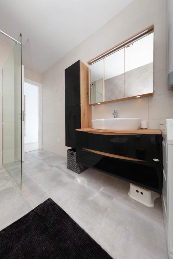 Apartman Oranz Banjole Exterior photo